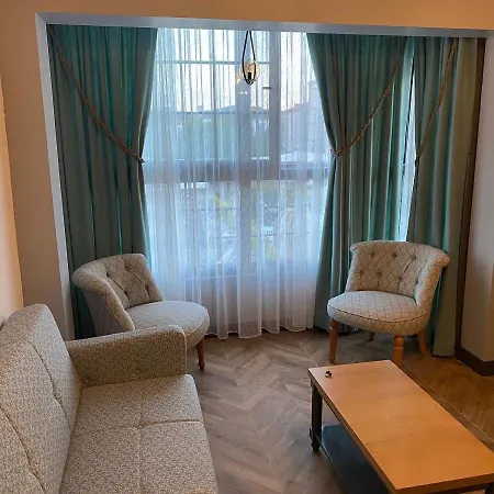 Talles Suit Szálloda Çeşme